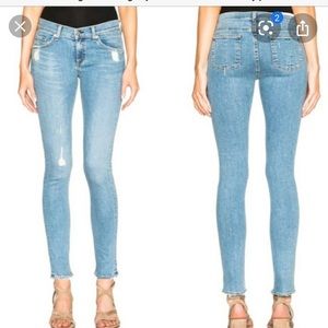 ❄️BOGO Rag & Bone Lightly Distressed Skinny Jean
